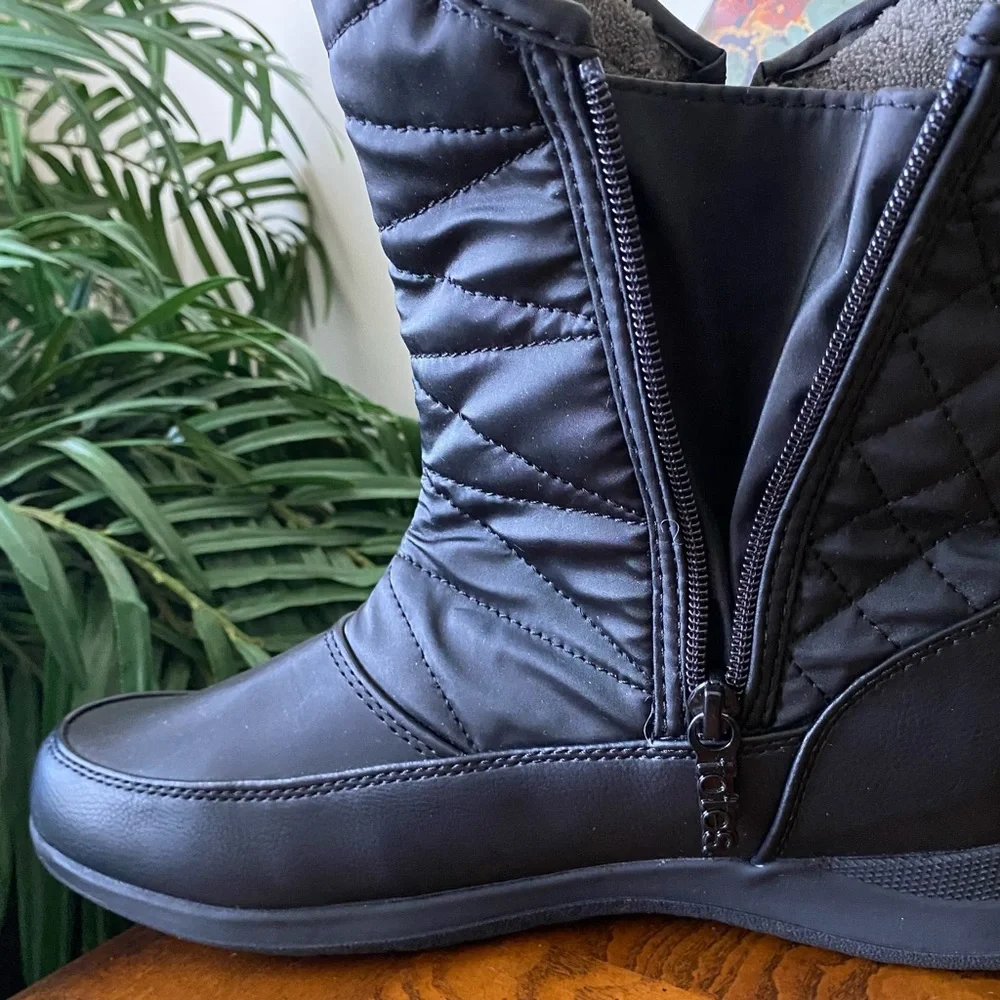 Totes 'Erin' Waterproof Snow Boots
